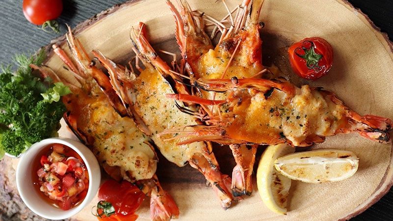 FROZEN GIANT FRESHWATER PRAWNS